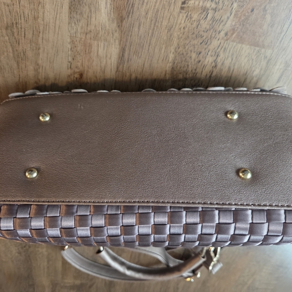 Floral, Studs, Woven & Jewels! Awesome Unique Embellished Taupe Handbag - Picture 8 of 8